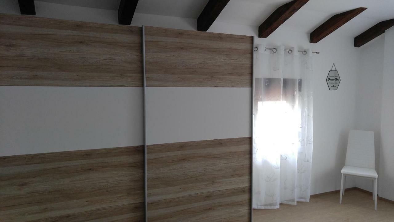 Apartmani Roberta Jurdani Zewnętrze zdjęcie