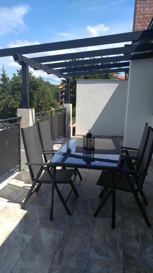 Apartmani Roberta Jurdani Zewnętrze zdjęcie